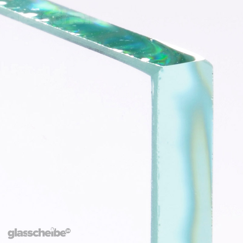 Gesäumt